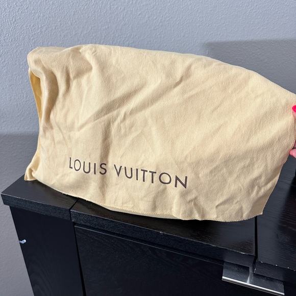 Louis Vuitton Vernis Alma PM bag - Picture 5 of 8